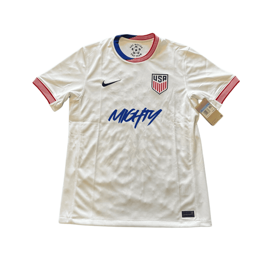Demetrious Johnson x USA jersey